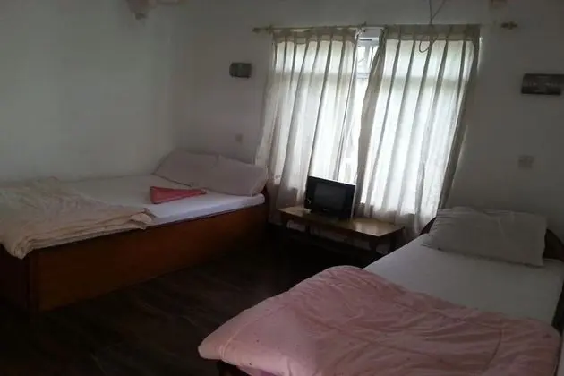 Üç Kişilik Oda