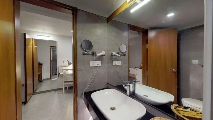 Deluxe Büyük Yataklı Tek Kişilik Oda, 1 Çift Kişilik veya 2 Tek Kişilik Yatak, Sigara İçilebilir