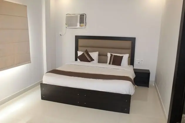 Premium Tek Büyük Yataklı Oda