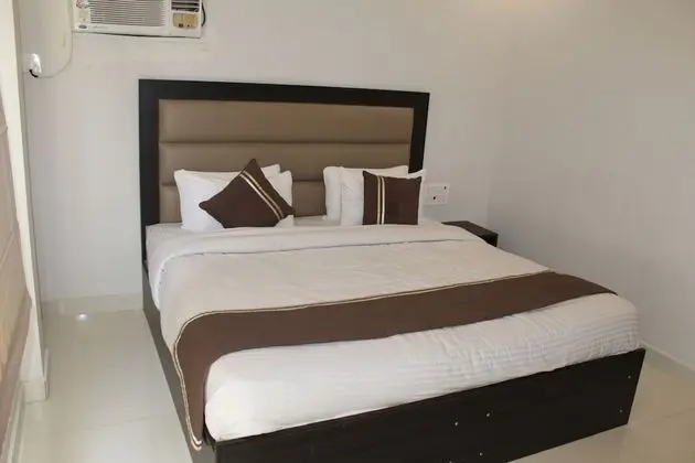 Premium Tek Büyük Yataklı Oda