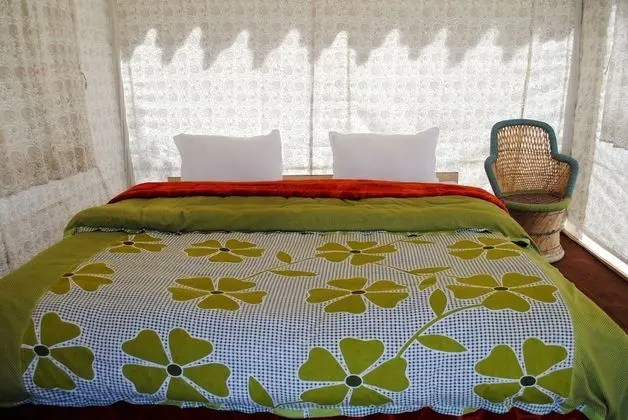 Executive Çadır, 1 Çift Kişilik Yatak, Ortak Banyo, Tepe Manzaralı