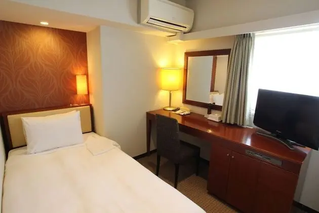 Tek Kişilik Oda, Sigara İçilebilir (Compact)