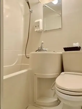 Tek Kişilik Oda, Sigara İçilmez