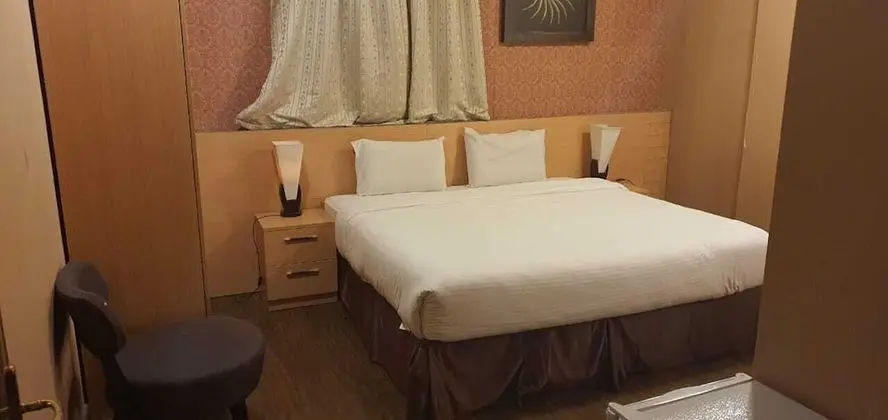 Family Tek Büyük Yataklı Oda