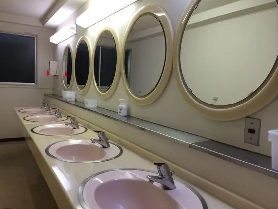 Ortak Ranzalı Oda, Sadece erkekler için