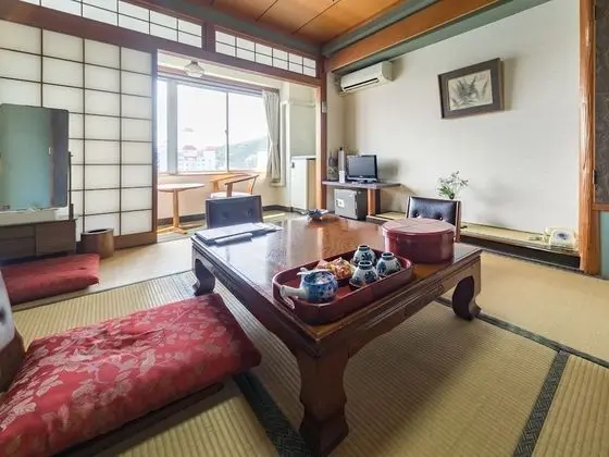 Traditional Oda, Nehir Manzaralı (Japanese Style with Private Bath)