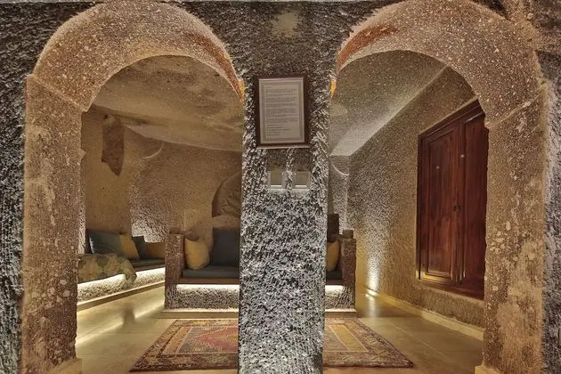 Beyzade Cave Suite