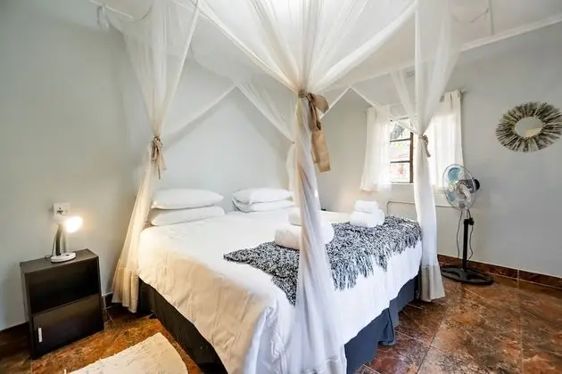 Masasa Rooms