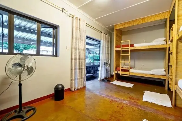 Mopane Dorm