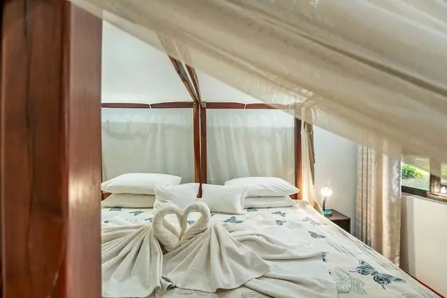 Teak Rooms
