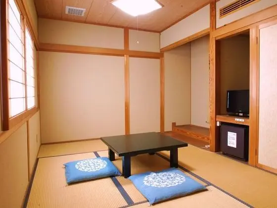 Traditional Oda, Sigara İçilmez (Japanese Style, 3 Guests)