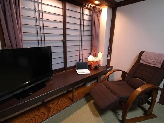 Traditional Oda, Sigara İçilmez (Japanese Style, 3 Guests)