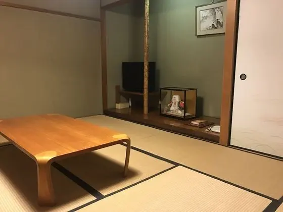 Traditional Oda, Sigara İçilmez (Japanese Style, for 3)