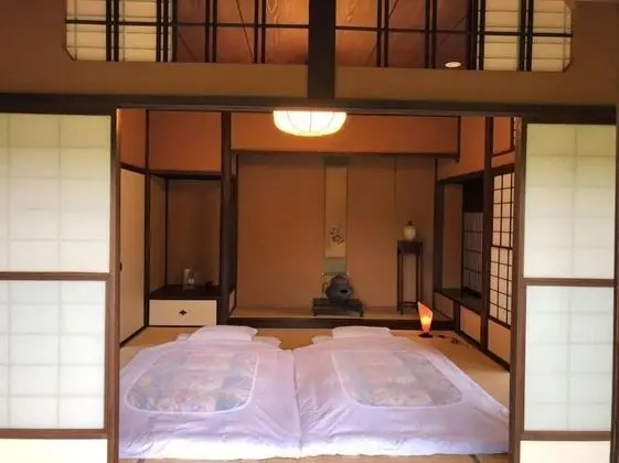 Ev (Japanese Style)