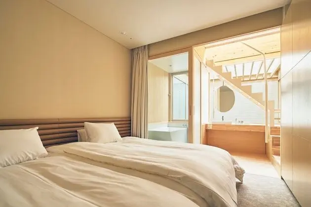 Family Dört Kişilik Oda, Birden Çok Yatak, Sigara İçilmez (Maisonette Room, 2 Twin&2 Extra Beds)