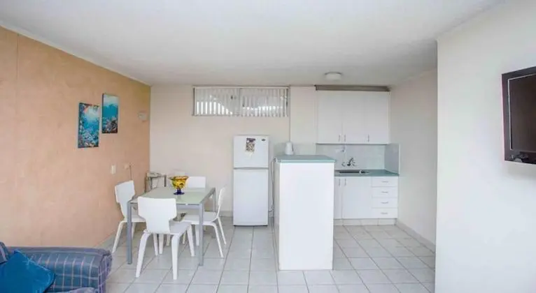 Standard 1 Bedroom Hinterland or Balcony, Ocean View (Wifi 500mbs/day & 1 Car Park)