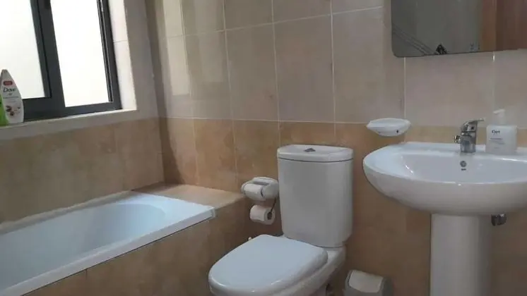 Economy Tek Büyük Yataklı Oda, Ortak Banyo