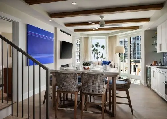 Çatı Katı (Loft), 3 Yatak Odası, Koy Manzaralı (Residence)