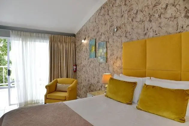 Luxury Oda, 1 Büyük (Queen) Boy Yatak (Upstairs)