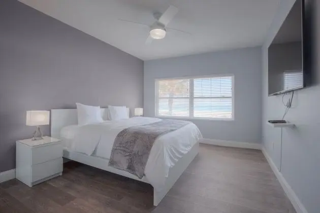 Daire (Shore to Please Beach Oceanfront Pati)