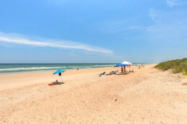 Daire (Shore to Please Beach Oceanfront Pati)