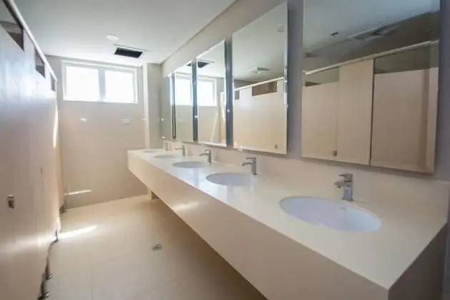 Ortak Ranzalı Oda, Sadece erkekler için (8 Beds)