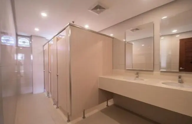Ortak Ranzalı Oda, Sadece erkekler için (8 Beds)