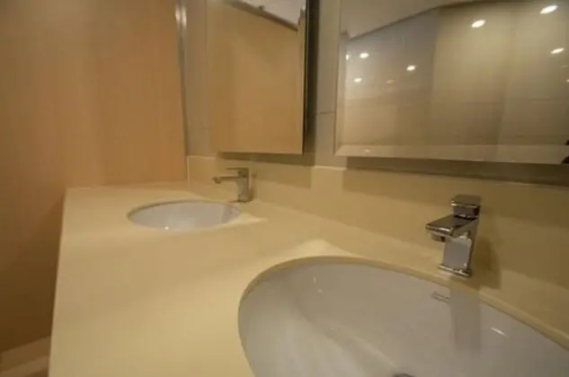 Ortak Ranzalı Oda, Sadece erkekler için (8 Beds)