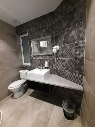 Standard Tek Büyük veya İki Ayrı Yataklı Oda, Balkon