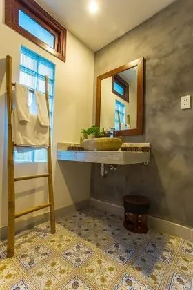 Standard Tek Kişilik Oda, 2 Büyük (Queen) Boy Yatak, Sigara İçilmez, Havuz Manzaralı