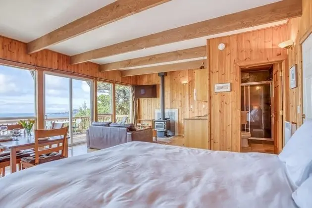 Ev, 1 Çift Kişilik Yatak (Shorepine Retreat)
