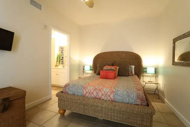 2 Bedroom, Gulf Front