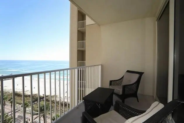 Studio, Gulf Front