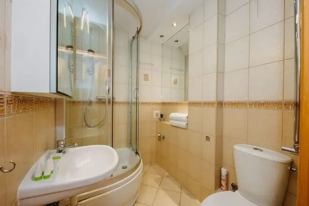 Apart Daire, Birden Çok Yatak, Sigara İçilmez