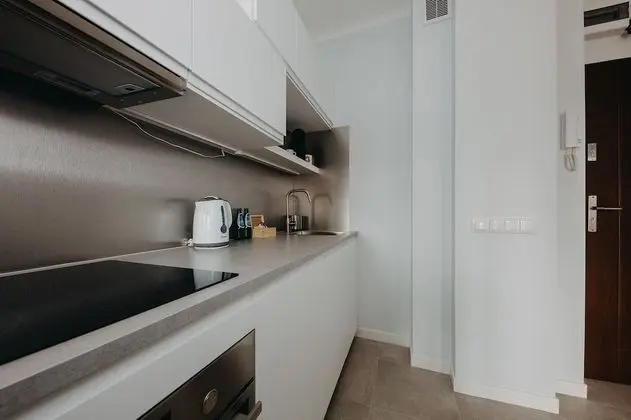 Comfort Apart Daire, 1 Büyük (Queen) Boy Yatak ve Çekyat, Sigara İçilmez, Avlu Manzaralı