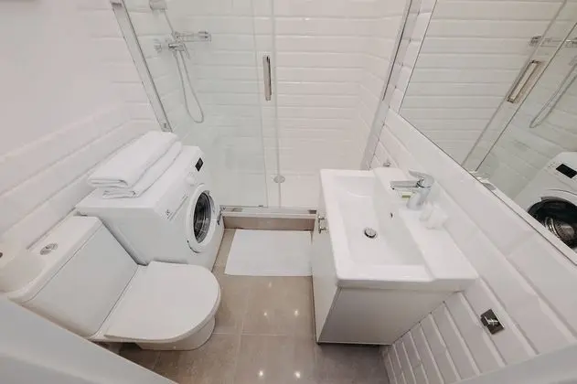Comfort Apart Daire, 1 Büyük (Queen) Boy Yatak ve Çekyat, Sigara İçilmez, Avlu Manzaralı