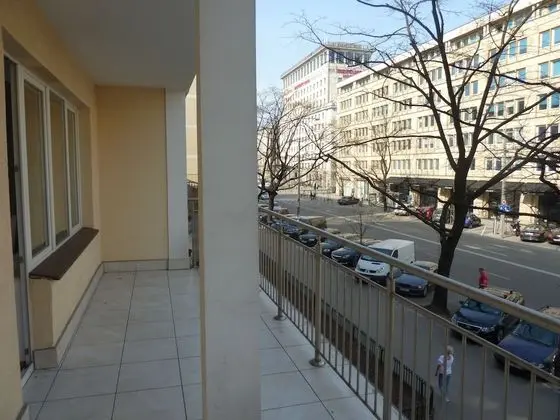 Deluxe Apart Daire, 1 Büyük (Queen) Boy Yatak ve Çekyat, Sigara İçilmez, Şehir Manzaralı