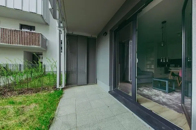 Apart Daire, Avlu Manzaralı