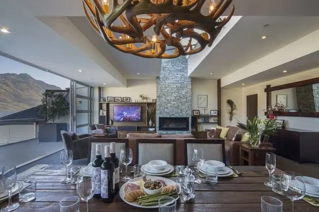 Premium Çatı Katı Süiti (Penthouse), 3 Yatak Odası, Göl Manzaralı