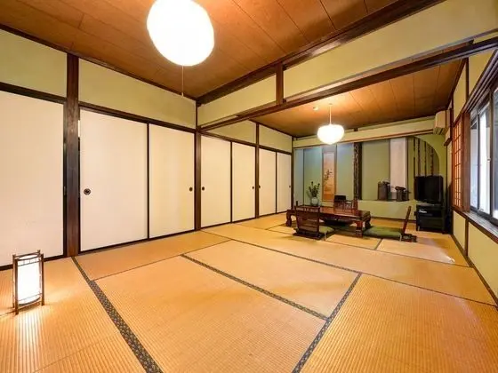 Family Oda (Japanese-style)
