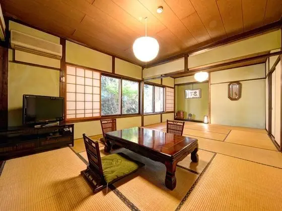 Family Oda (Japanese-style)