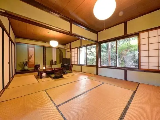 Family Oda (Japanese-style)