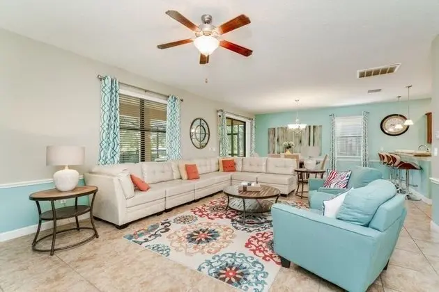 Villa (ShowHome 5 bedroom Champions Gate Vil)