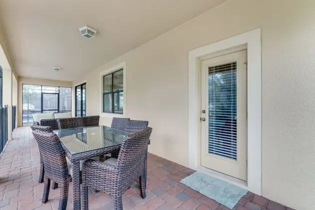 Villa (ShowHome 5 bedroom Champions Gate Vil)