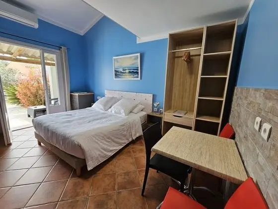 Family Dubleks, Havuz Manzaralı (méditerranée)