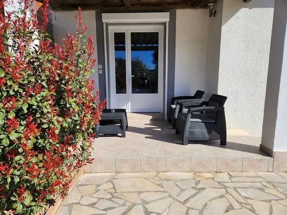 Family Dubleks, Havuz Manzaralı (méditerranée)