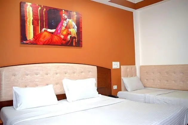 Deluxe Üç Kişilik Oda