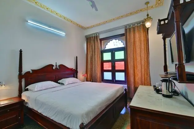Deluxe Tek Büyük veya İki Ayrı Yataklı Oda, Bahçe Manzaralı