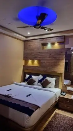 Suite AC Room