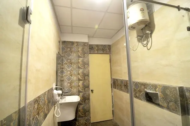 Suite AC Room